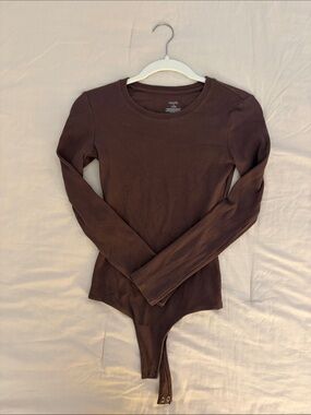 nuuds Chocolate Brown Ribbed Long-Sleeve Bodysuit